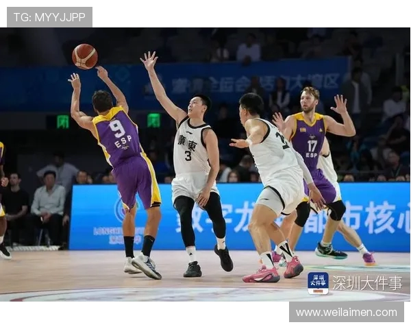广州篮球队进攻战术分析与球员表现深度解读