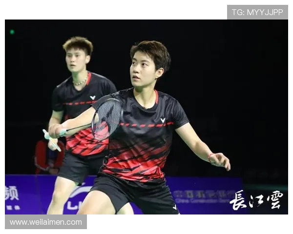 深圳羽毛球队与西安羽毛球队赛后复盘聚焦个人能力分析与对比