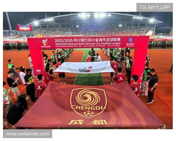 聚焦足球：成都足球队的节奏话题