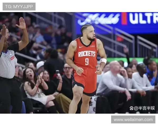 火箭队与尼克斯的激烈对决11月3日精彩回顾与赛后分析