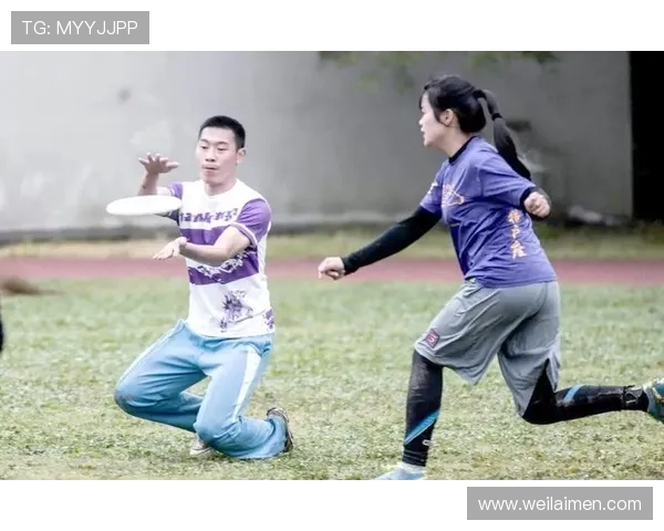 飞盘运动的魅力与挑战：深入了解上海飞盘队的耐力与团队精神