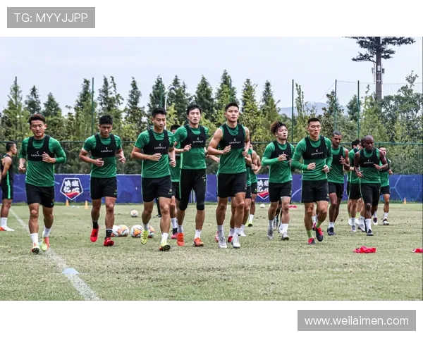 北京羽毛球队战术揭秘：包夹策略如何助力夺冠之路