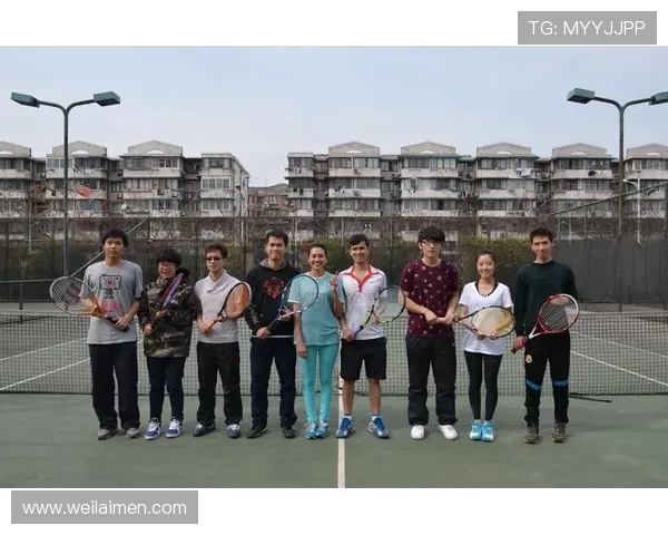 深圳网球队荣登全国网球配合排行榜第六名展现强劲实力与团队默契 深圳网球队荣登全国网球配合排行榜第六名展现强劲实力与团队默契