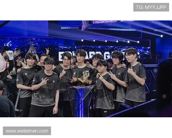 EDG在大师赛积分榜上以53分稳居第一其他战队紧追不舍